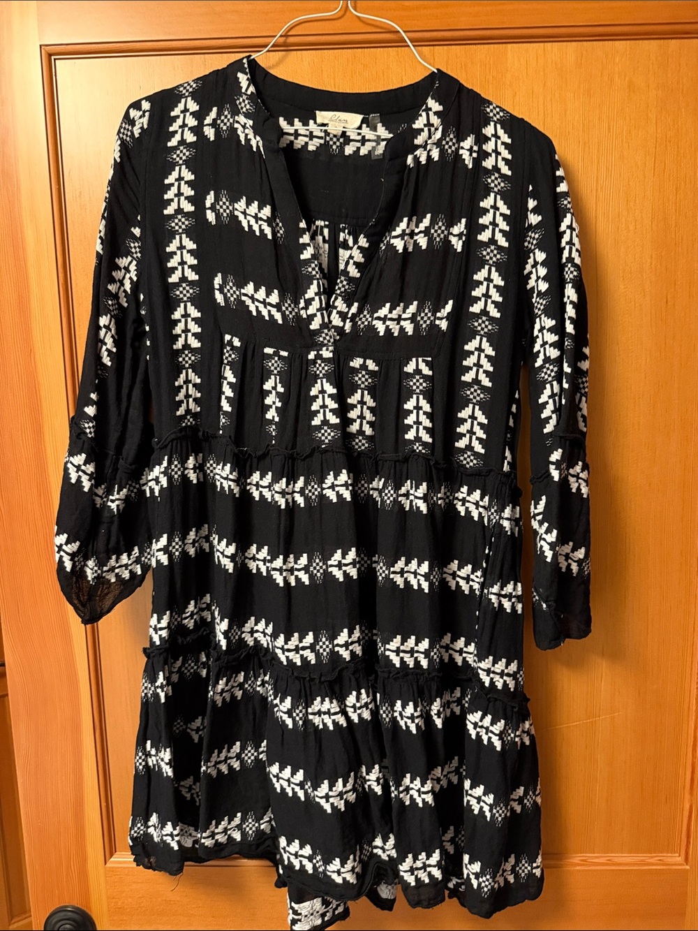 Black & White Patterned Tiered Women's Dress by Elan great beach c